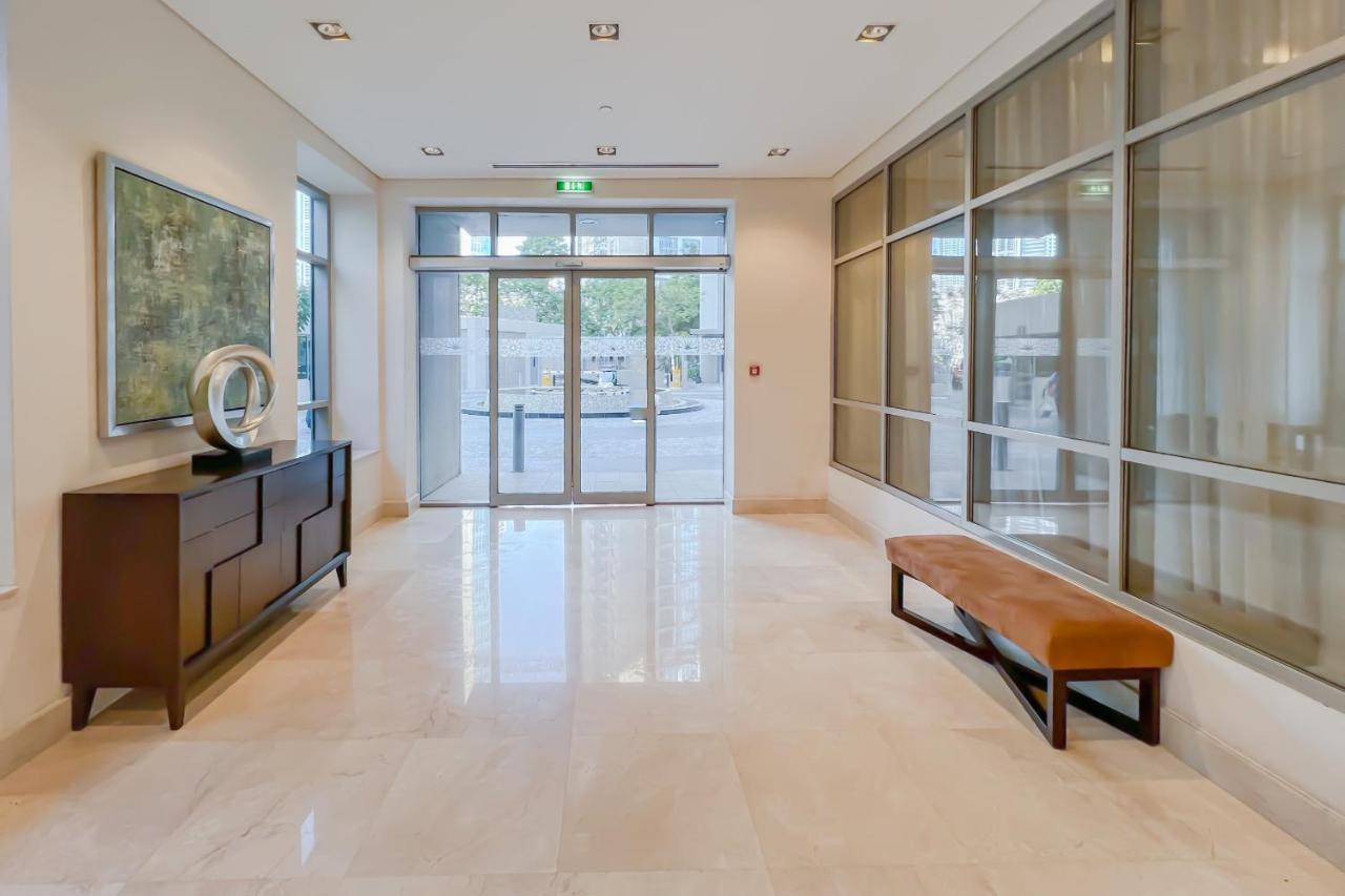 2002 Boulevard Apartment Dubai