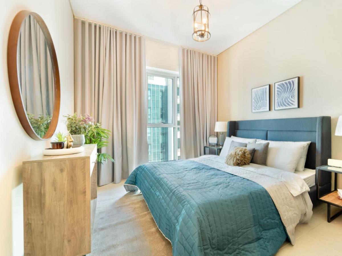 2002 Boulevard Apartment Dubai