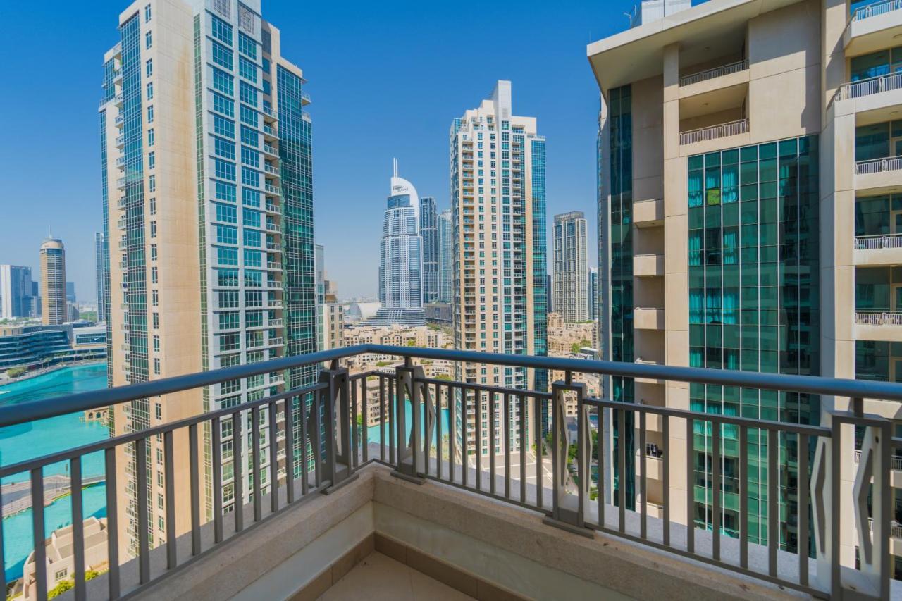 2002 Boulevard Apartment *