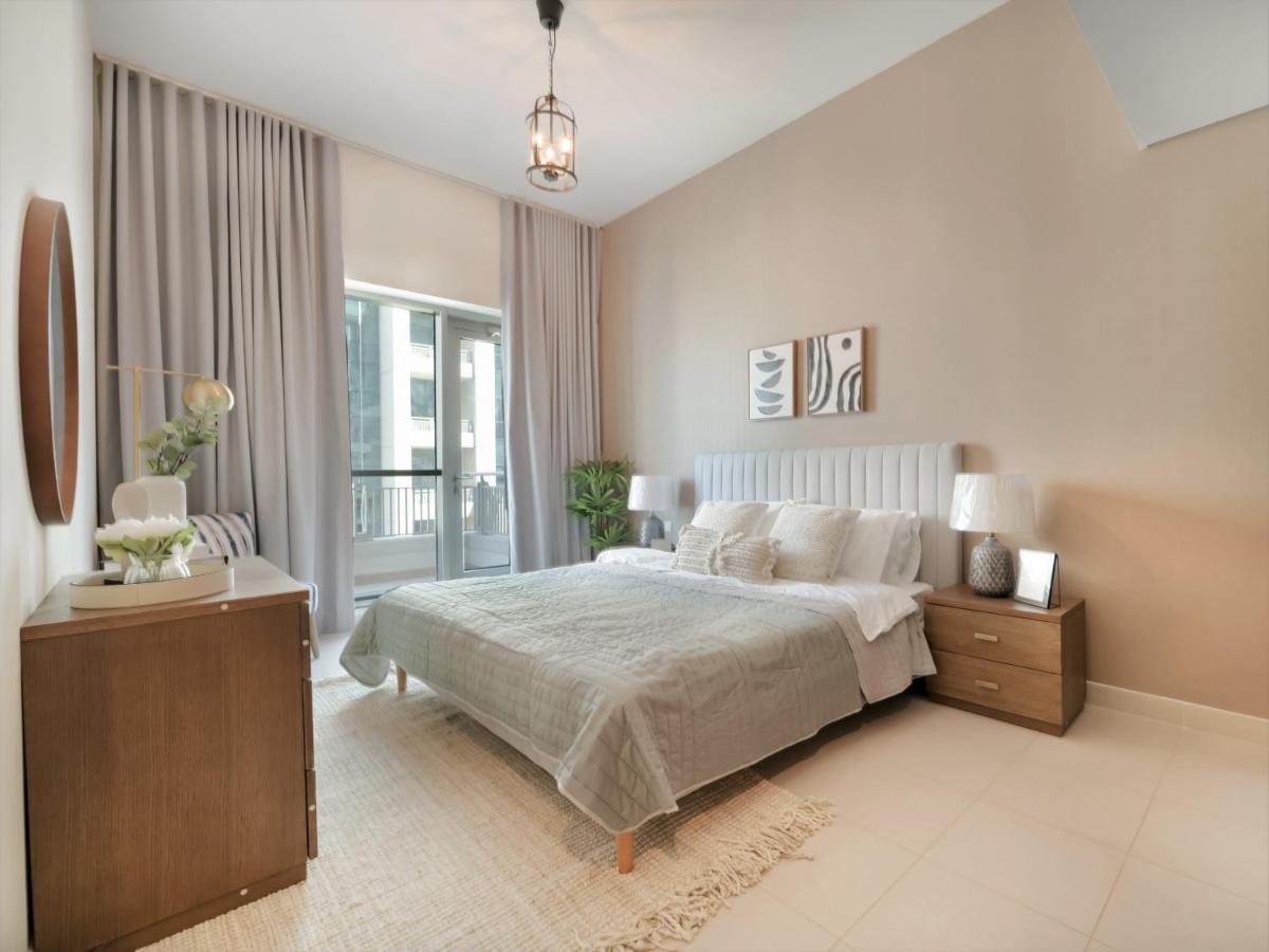 Apartment 2002 Boulevard *