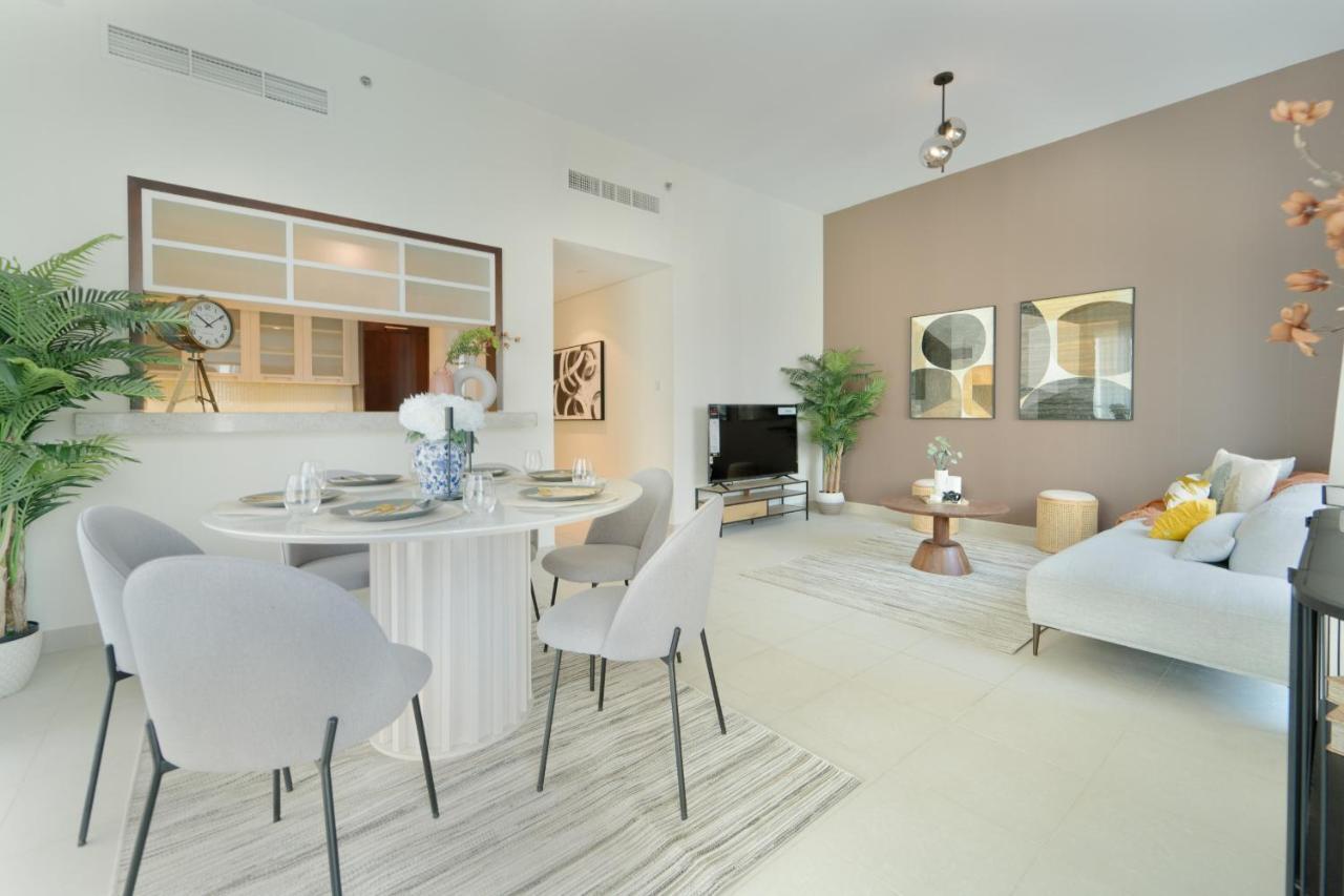 2002 Boulevard Apartment Dubai