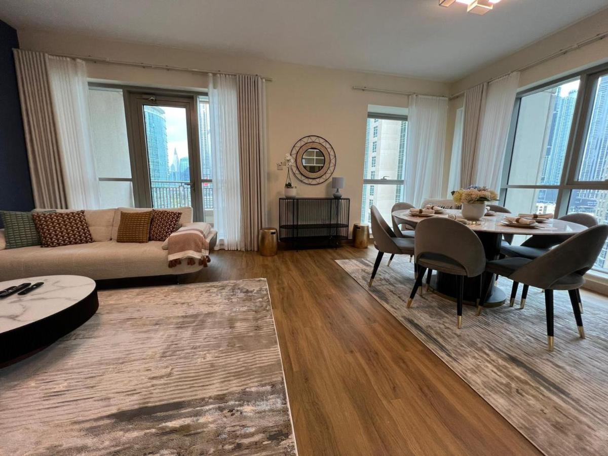 Apartment 2002 Boulevard Dubai