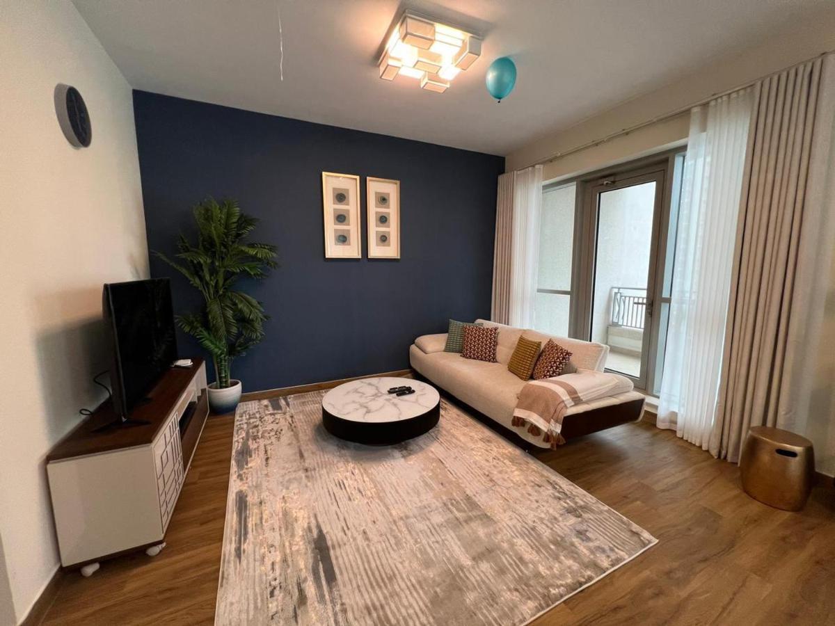 2002 Boulevard Apartment Dubai