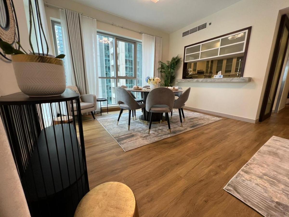2002 Boulevard Apartment *