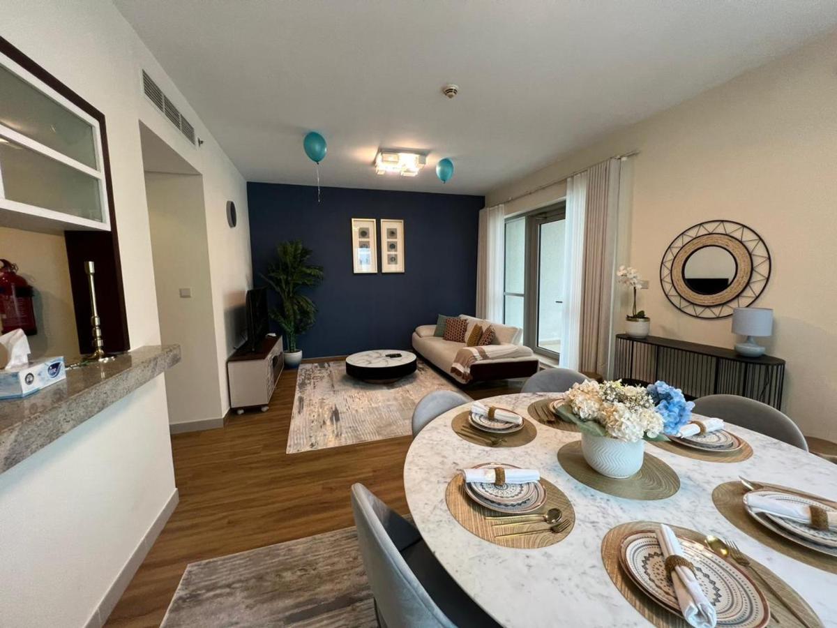 Apartment 2002 Boulevard